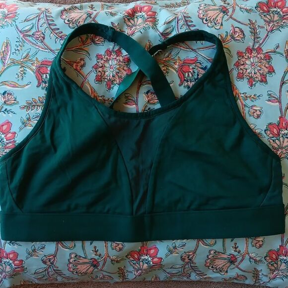 BUNDLE of Two Fabletics Sport Bras. Athletic, Athleisure, Sporty - Picture 4 of 13